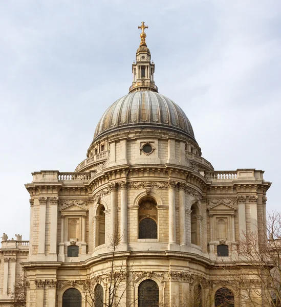 St Pauls katedraali Lontoossa . — kuvapankkivalokuva