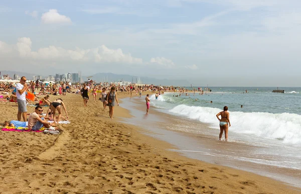 Vista de la playa en Barcelona . — Foto de Stock