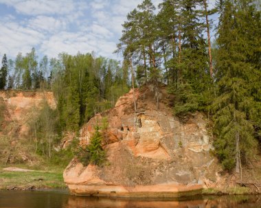 Zvarte rock Letonya.