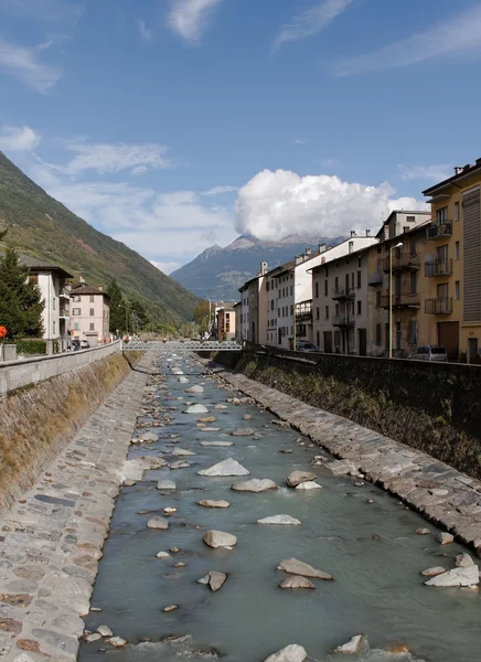 Tirano şehir görüntülemek.