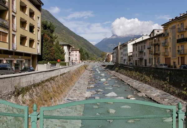 Vista sulla città di Tirano . — Foto Stock