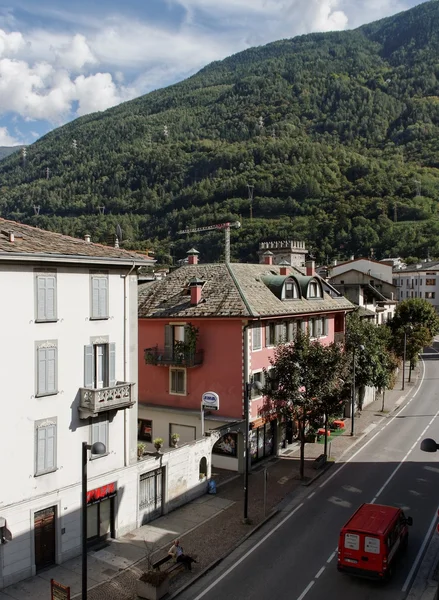 Blick auf die Stadt Tirano. — Stockfoto