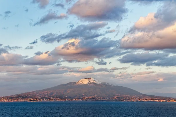 Uitzicht vanaf de kust van Sorrento. — Stockfoto