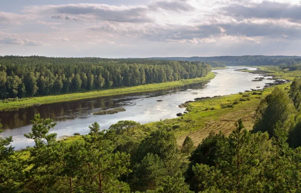 Річки Даугава в Латвії. — стокове фото