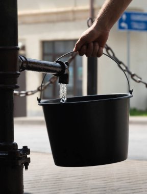 Letonya 'nın Sabile kasabasının küçük bir kasabasındaki kaynak..