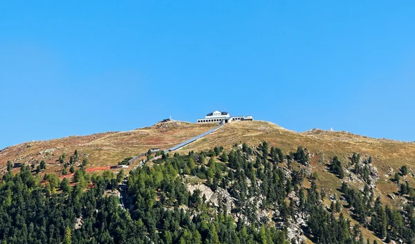 산을 보기. — 스톡 사진