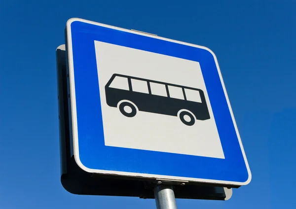 Bus stop ondertekenen. — Stockfoto