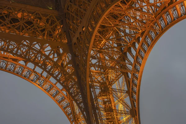 Eiffel Tower Light Performance Show. — Stock Photo, Image