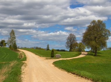 Ülke Yolu.