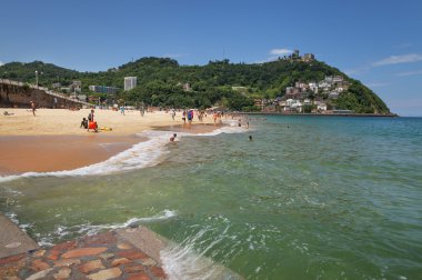 Şehir San Sebastian görünümüne veya Donostia.