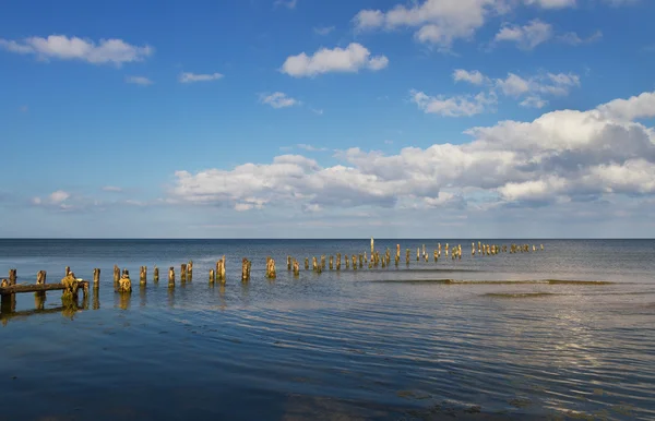 Kaputte Seebrücke. — Stockfoto