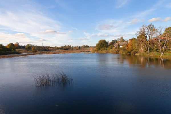 See im Herbst. — Stockfoto