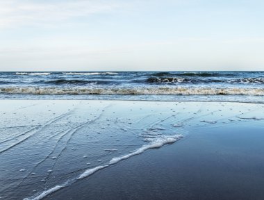 fırtınalı Baltık Denizi.