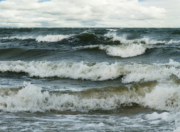 Stormachtige Baltische Zee. — Stockfoto