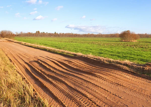 Beschädigte Landstraße. — Stockfoto