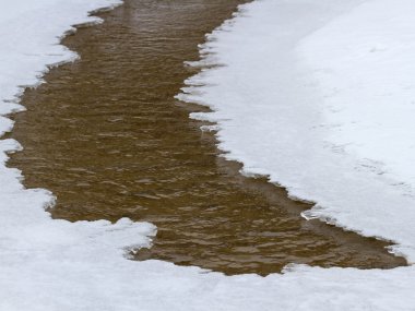 küçük Nehri'nin ağzında.