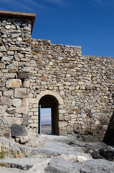 Aperto cancello in Khor Virap antico monastero, situato nella pianura di Ararat, Armenia, patrimonio dell'umanità unesco — Foto Stock