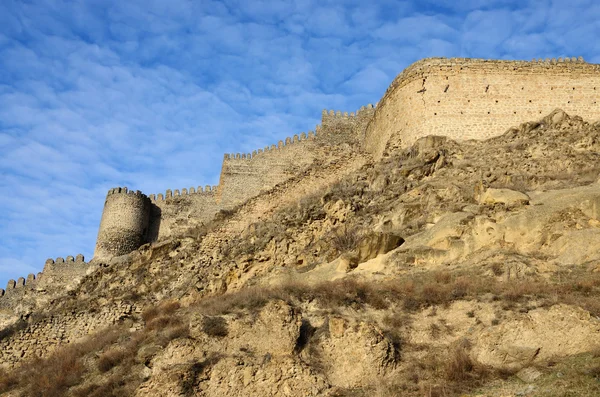 Vista da antiga muralha da fortaleza de Gori, Geórgia, Cáucaso, Euroásia — Fotografia de Stock