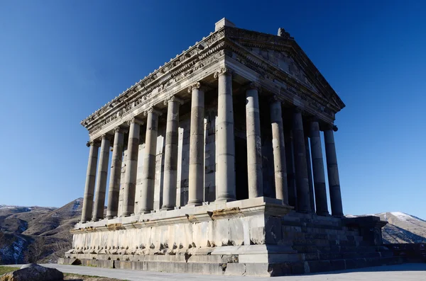 Templo pagão do sol, Garni, Armênia. Edifício clássico helenístico, Património da UNESCO — Fotografia de Stock