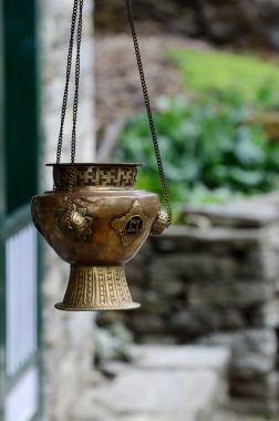 Eski metal asılı tütsü-burner gamalı haç ile süsleme, Asya, Himalayalar, Nepal, everest bölgesi