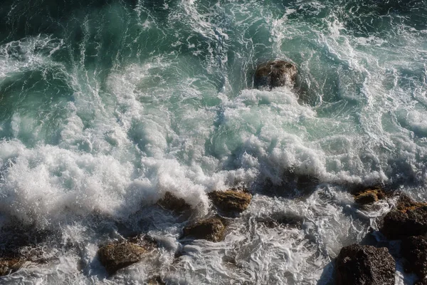 Ocean Wave Background Breaking Sea Water Rocky Shore Rough Seas — Stock Photo, Image