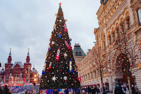 Moskwa Rosja Stycznia 2020 Obchody Nowego Roku Bożego Narodzenia Placu — Zdjęcie stockowe