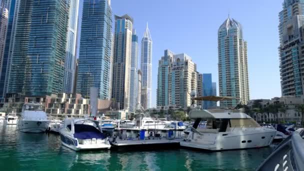 Dubai Uae 2021 Dubai Marina Skyline Marina Canal Modern Skyscrapers — Stock Video