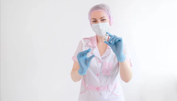 Médico Enfermeiro Mãos Dadas Luvas Azuis Segurando Doença Vacina Covid — Fotografia de Stock