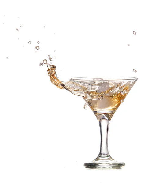 Koktejl s logem ledu izolovaných na bílém alkohol — Stock fotografie