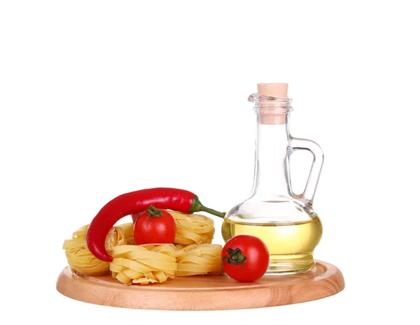 Pâtes à l'huile d'olive et tomates — Photo