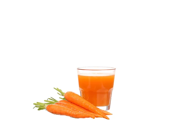 Carrot juice and slices of carrot isolated on white — Stock Photo, Image