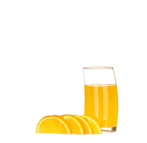 Zumo de naranja en vaso de tubo. Aislado sobre fondo blanco —  Fotos de Stock