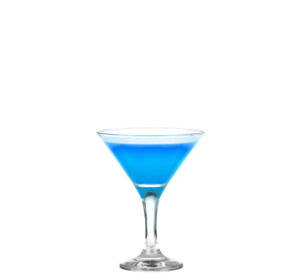 Coquetel azul em vidro martini isolado em branco — Fotografia de Stock