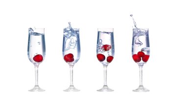 kolaj kiraz splash beyaz bir kokteyl cam