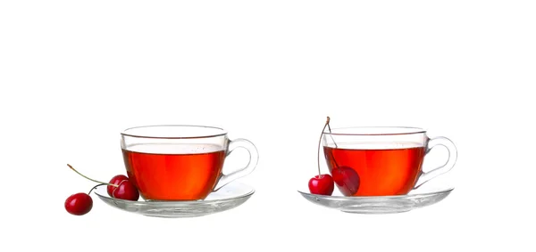 Chá com cereja em branco — Fotografia de Stock