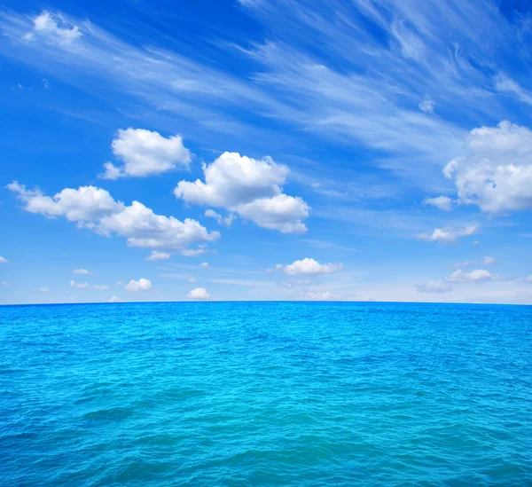 Água azul do mar — Fotografia de Stock