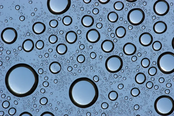 Gotas de agua sobre vidrio — Foto de Stock