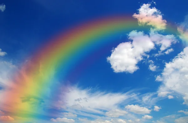 Regenboog in de lucht — Stockfoto