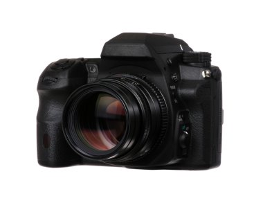 beyaz izole lense sahip dijital fotoğraf makinesi
