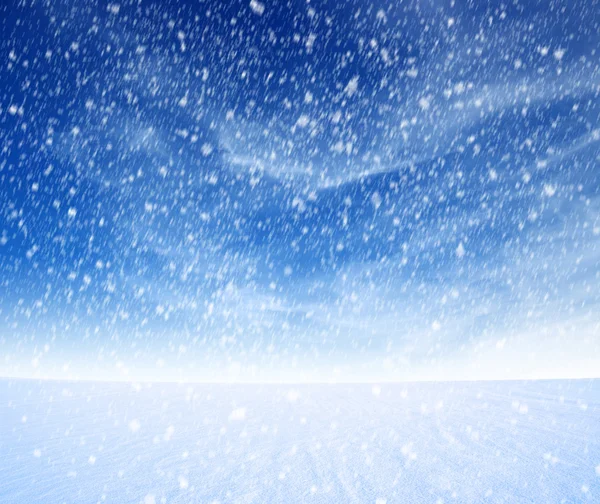 雪山和天空 — 图库照片