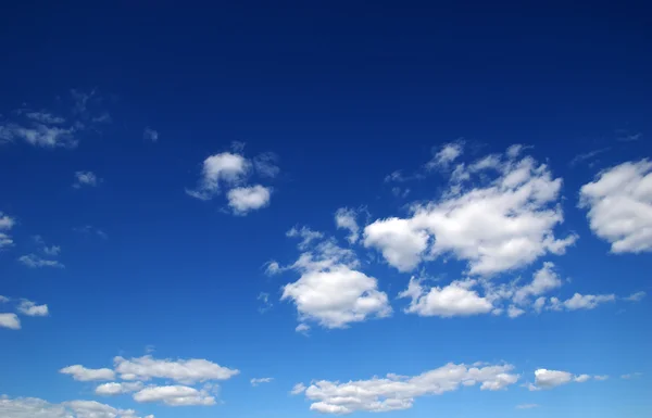 Fundo do céu azul — Fotografia de Stock