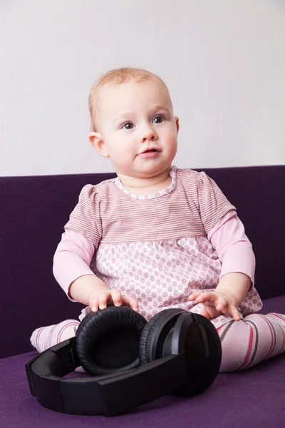 Child with headphones — Stock Photo, Image