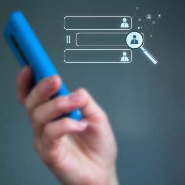 eller içinde hareket eden telefon
