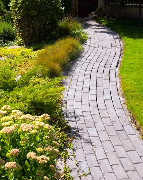 Tuin stenen pad — Stockfoto