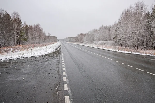 Estrada de inverno — Fotografia de Stock