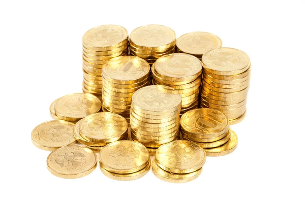 Mucchio di monete russe su sfondo bianco — Foto Stock