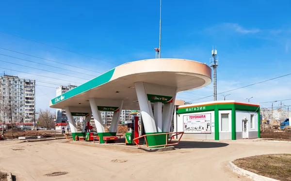 Stazione di servizio Ecton. Ecton è uno dei distributori di benzina russi a Sa — Foto Stock