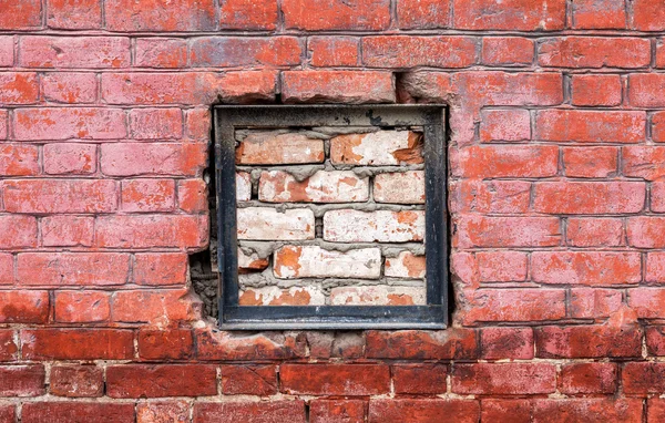 Antigua pared de ladrillo rojo resistido como fondo — Foto de Stock