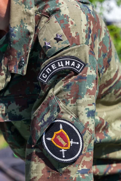 Chevron na rukávu uniformy důstojníka ruské zvláštní fo — Stock fotografie