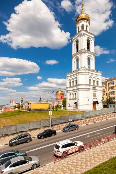 View on belltower of Iversky monastery in Samara in summer day — Stock Photo, Image